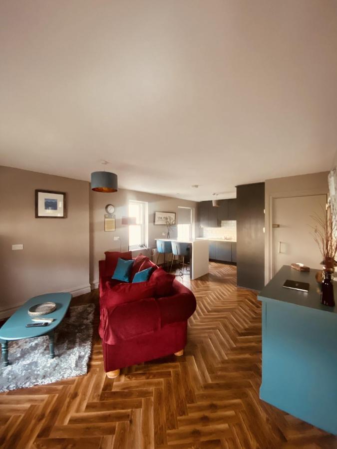 3 Bedroom Luxury Apartment Main Street Cashel  Eksteriør billede