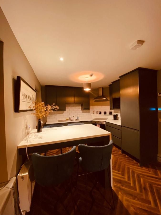 3 Bedroom Luxury Apartment Main Street Cashel  Eksteriør billede