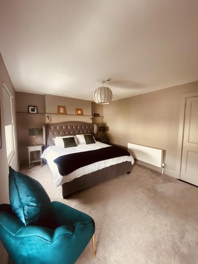 3 Bedroom Luxury Apartment Main Street Cashel  Eksteriør billede